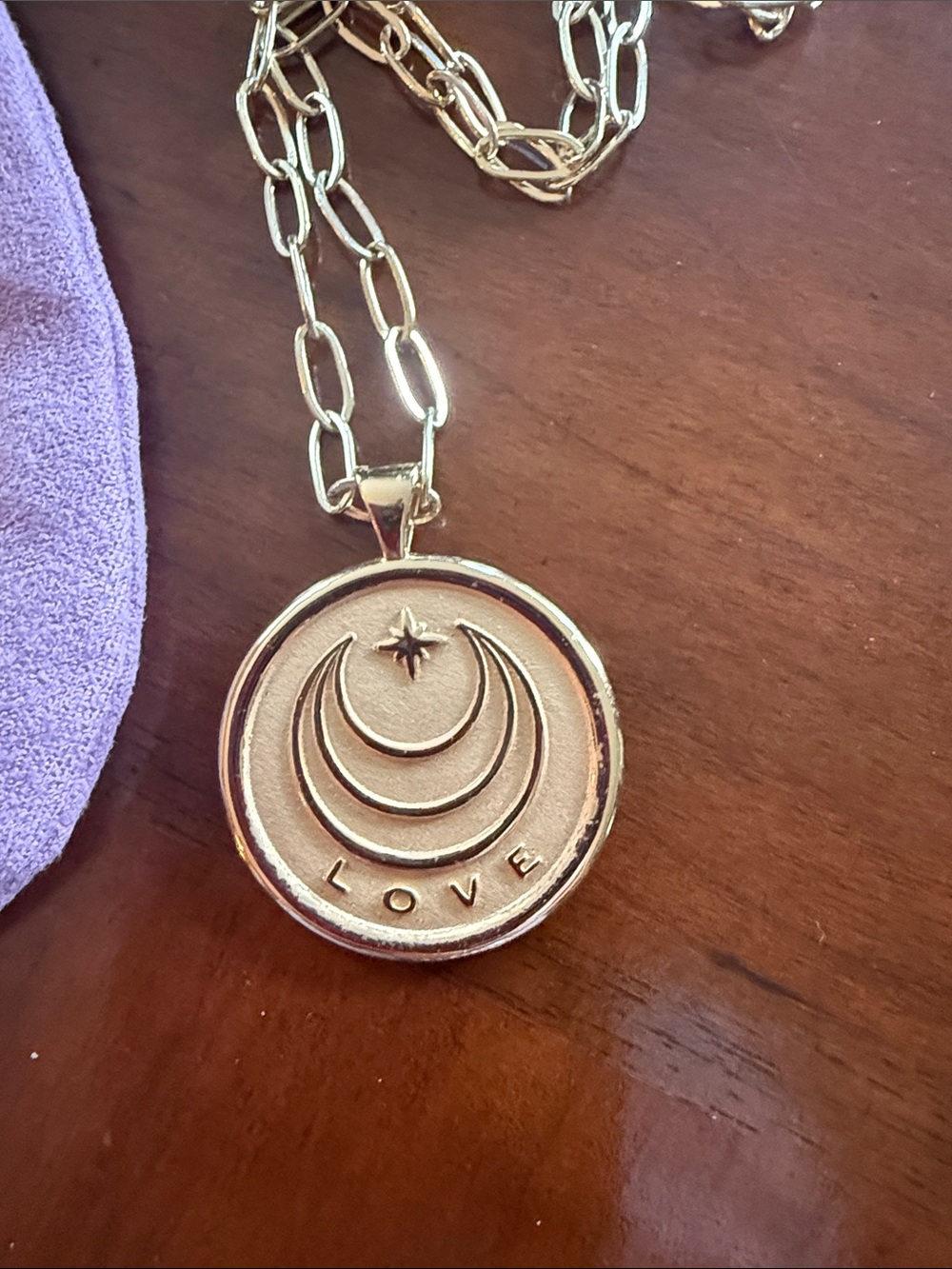 Jane Win Original Pendant Coin Love Necklace with Chain NWOT - Picture 2 of 5
